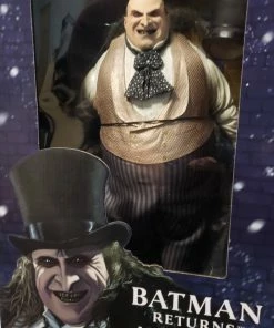 Batman Returns – 1/4 Scale Action Figure – Mayoral Penguin (Danny DeVito) By NECA