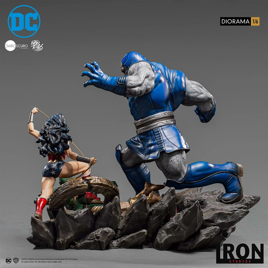 New 🎁 Wonder 👩 Woman Vs Darkseid Diorama 1/6 – DC Comics By Ivan Reis Iron Studios ⌛ 9 Wonder Woman Vs Darkseid Diorama 1/6 – DC Comics By Ivan Reis Iron Studios
