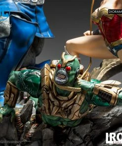 New 🎁 Wonder 👩 Woman Vs Darkseid Diorama 1/6 – DC Comics By Ivan Reis Iron Studios ⌛ 26 Wonder Woman Vs Darkseid Diorama 1/6 – DC Comics By Ivan Reis Iron Studios