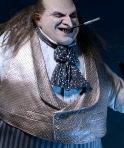 Batman Returns – 1/4 Scale Action Figure – Mayoral Penguin (Danny DeVito) By NECA