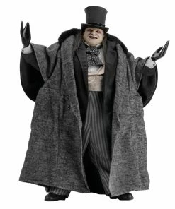 Batman Returns – 1/4 Scale Action Figure – Mayoral Penguin (Danny DeVito) By NECA