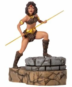 SIDESHOW COLLECTIBLES Dungeons & Dragons Diana The Acrobat Statue By Iron Studios Includes Diorama Base