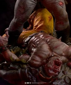 Batman: The Dark Knight Returns Sixth Scale Diorama By Iron Studios