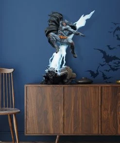 Batman: The Dark Knight Returns Premium Format™ Figure By Sideshow Collectibles