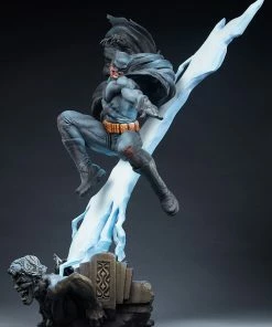 Batman: The Dark Knight Returns Premium Format™ Figure By Sideshow Collectibles