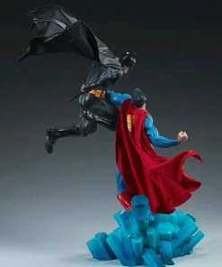 Batman Vs Superman Diorama By Sideshow Collectibles Collector Edition