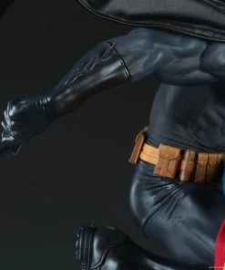 Batman Vs Superman Diorama By Sideshow Collectibles Collector Edition