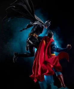 Batman Vs Superman Diorama By Sideshow Collectibles Collector Edition