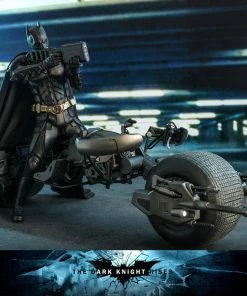 Batman Sixth Scale Figure By Hot Toys DX Series - The Dark Knight Rises
