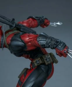 Deadpool Premium Format™ Figure By Sideshow Collectibles