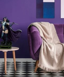 Buy 🔥 Huntress Premium Format™ Figure By Sideshow Collectibles Premium Collection 🤩 37 Huntress Premium Format™ Figure By Sideshow Collectibles Premium Collection
