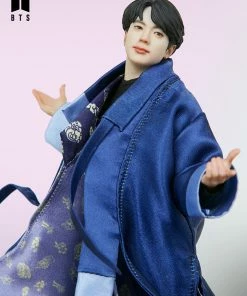 Jin Deluxe Statue By Sideshow Collectibles BTS Idol Collection