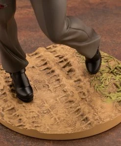 Leatherface Chainsaw Dance Statue By Kotobukiya Bishoujo Series - 1:7 Scale Texas Chainsaw Massacre