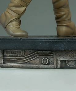 Sideshow Collectibles Luke Skywalker Premium Format™ Figure Star Wars