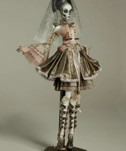 Muse Of Bone - Atelier Cryptus Doll By Sideshow Collectibles