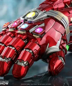 Nano Gauntlet (Hulk Version) Life-Size Replica By Hot Toys Avengers: Endgame - Life-Size Masterpiece Series Avengers Earth's Heroes
