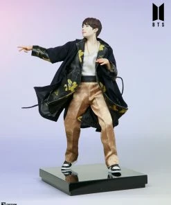 SUGA Deluxe Statue By Sideshow Collectibles BTS Idol Collection