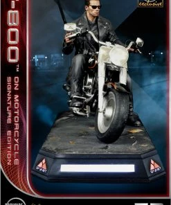 SIDESHOW COLLECTIBLES Terminator T-800 On Motorcycle Statue By DarkSide Collectibles Studio 1:4 Scale - Limited Signature Edition