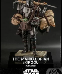 Hot Toys The Mandalorian™ And Grogu™ Sixth Scale Figure Set