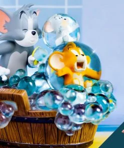 Tom And Jerry - Bath Time Statue By Soap Studio Looney Tunes