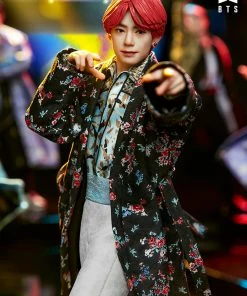 V Deluxe Statue By Sideshow Collectibles BTS Idol Collection