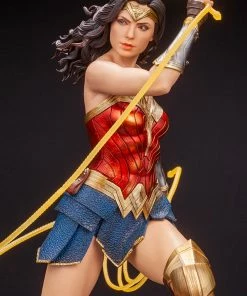 Wonder Woman (1984) Statue By Kotobukiya ARTFX